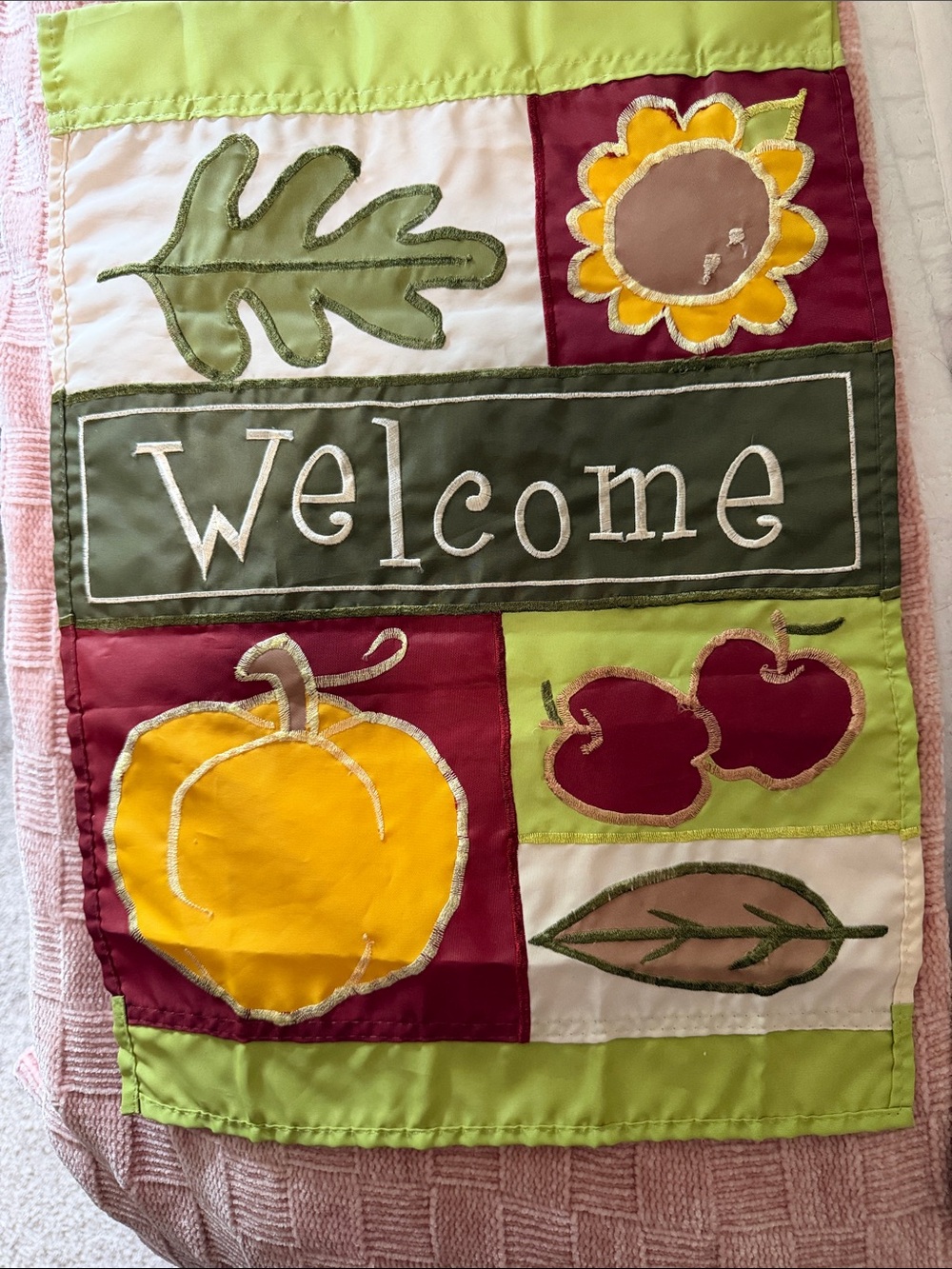 Welcome Fall Patchwork Garden Flag — Green, Yellow & Burgundy